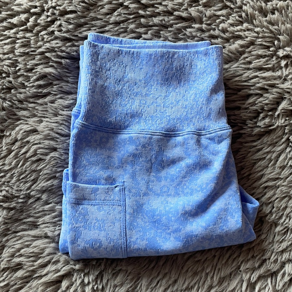 High Waisted Leggings w/ pockets